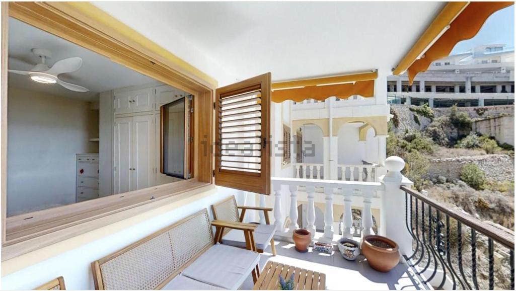 Royal Beach - Appartment With Sea View & Terrace Фаро-де-Кульера Экстерьер фото